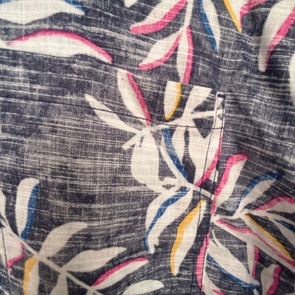 There Abouts Youth Palm shirt- button down- NWT - Picture 2 of 3